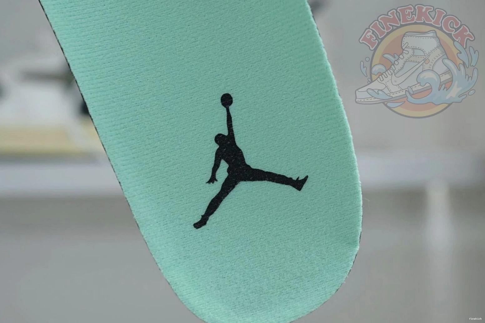 3 Glow Air Green Jordan 0302